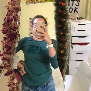 NORTH FACE LONG SLEEVE